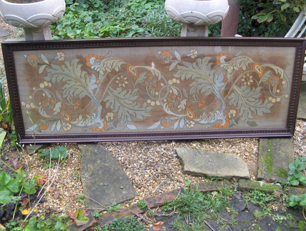 arts and crafts embroidery in the manner of May Morris