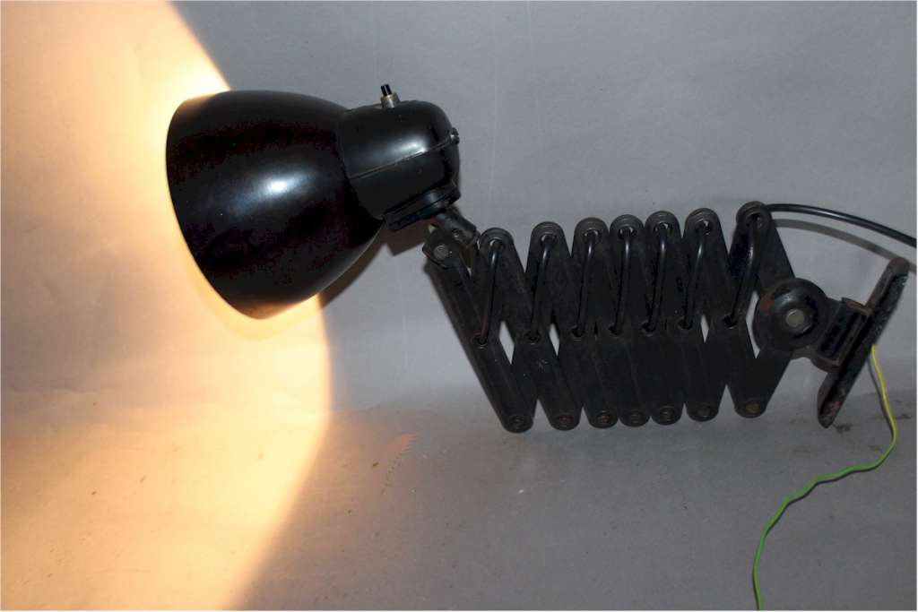Bauhaus scissor lamp. Wall mounted extending industrial lamp. Stamped KIA and LBL