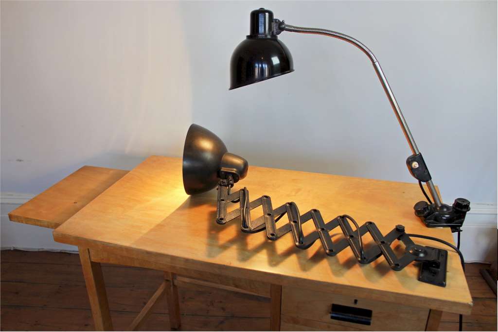 Bauhaus desk lamp by Helion Arnstadt