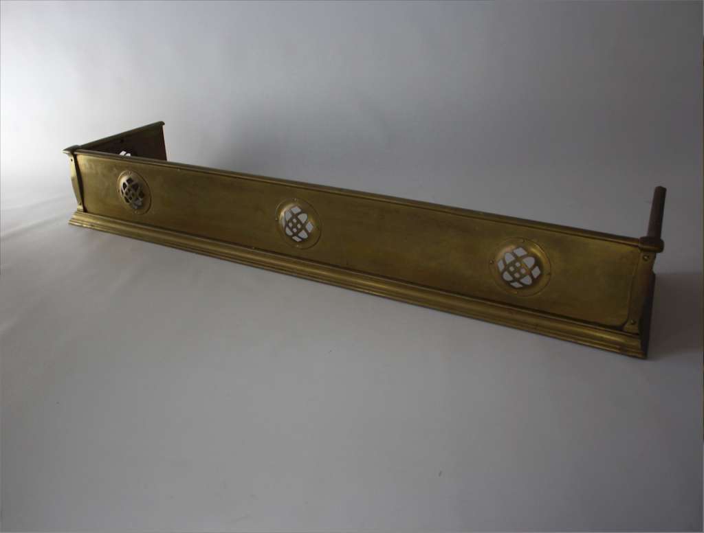 Wonderful arts and crafts brass fender