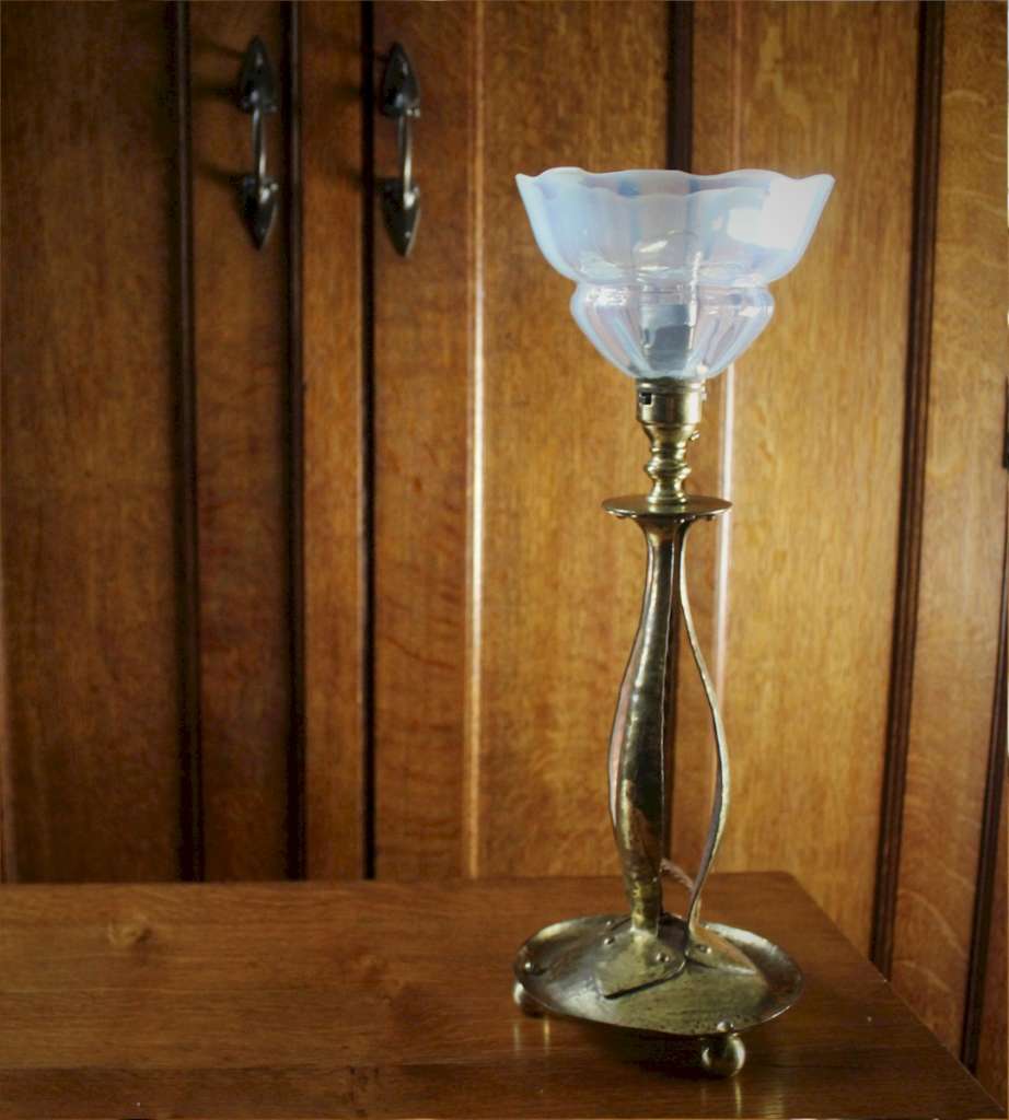 Arts and Crafts planished brass table lamp