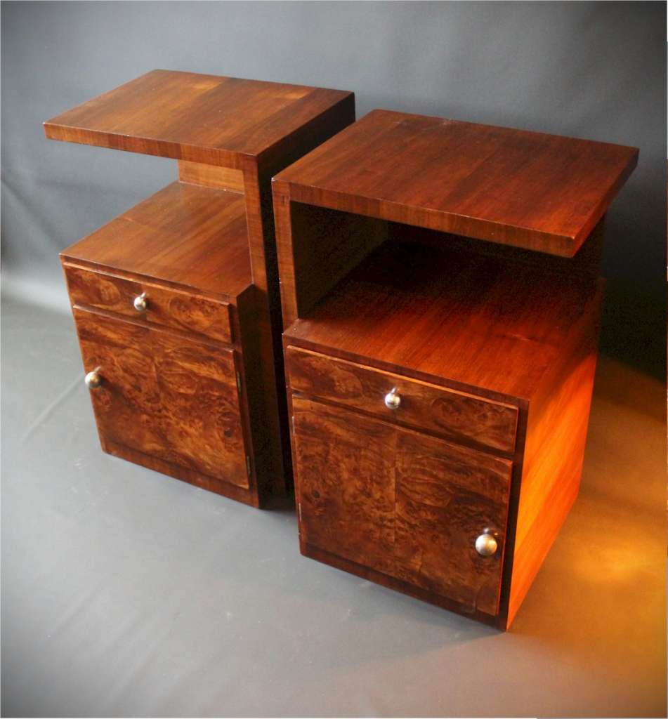 Walnut Art Deco pair of Bedside Cabinets