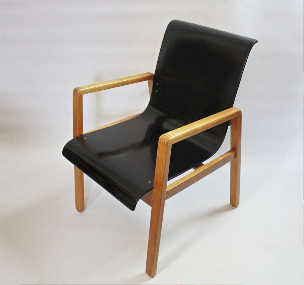 alvar Aalto Finmar 403 hallway chair