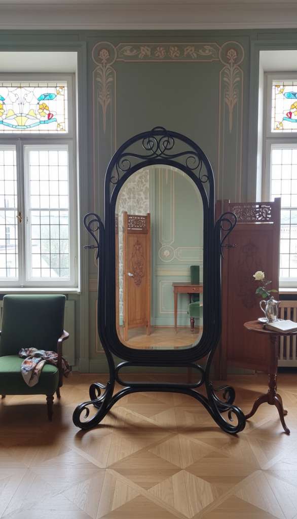 Thonet Bentwood Cheval mirror