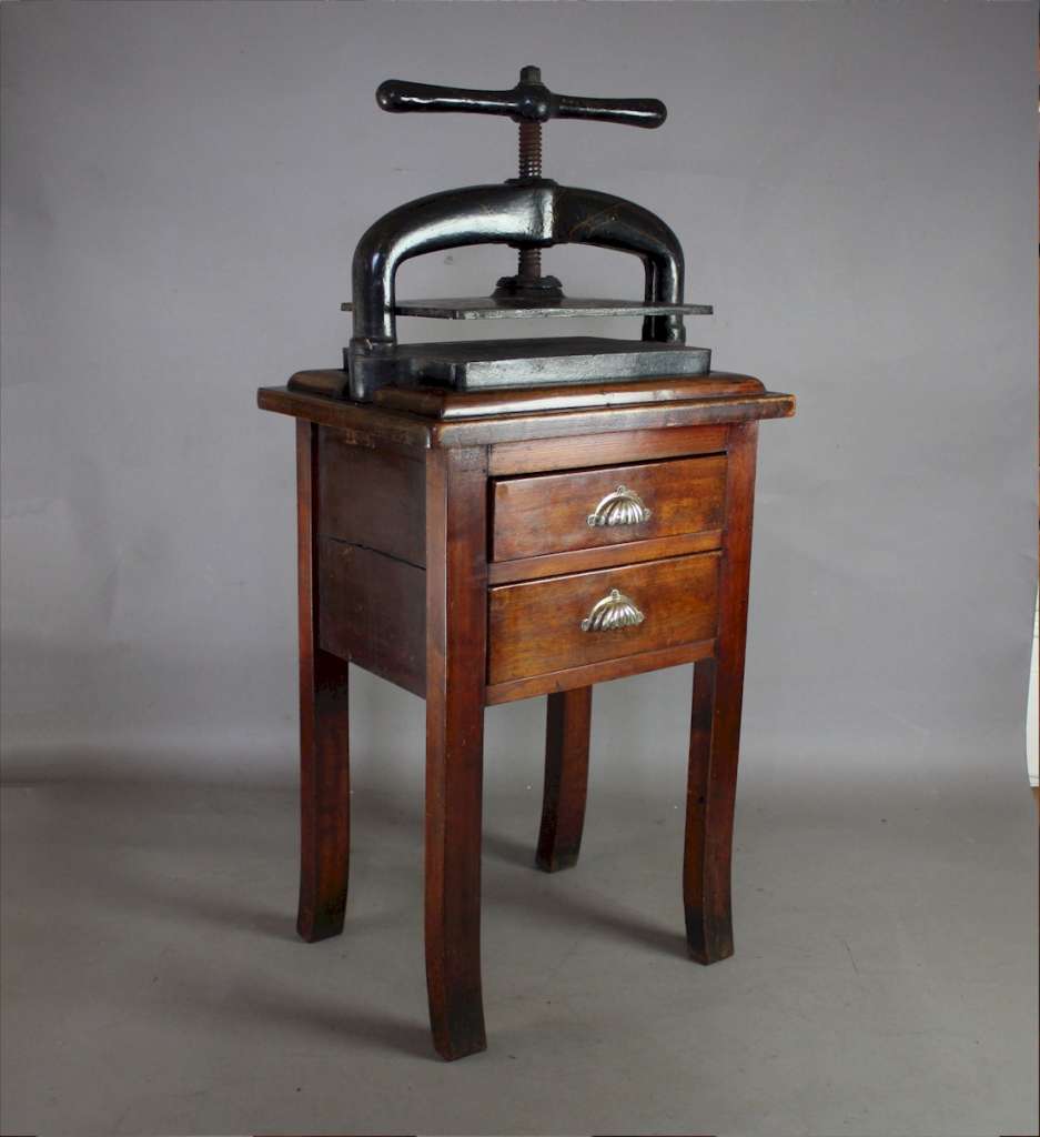 Victorian cast iron book press