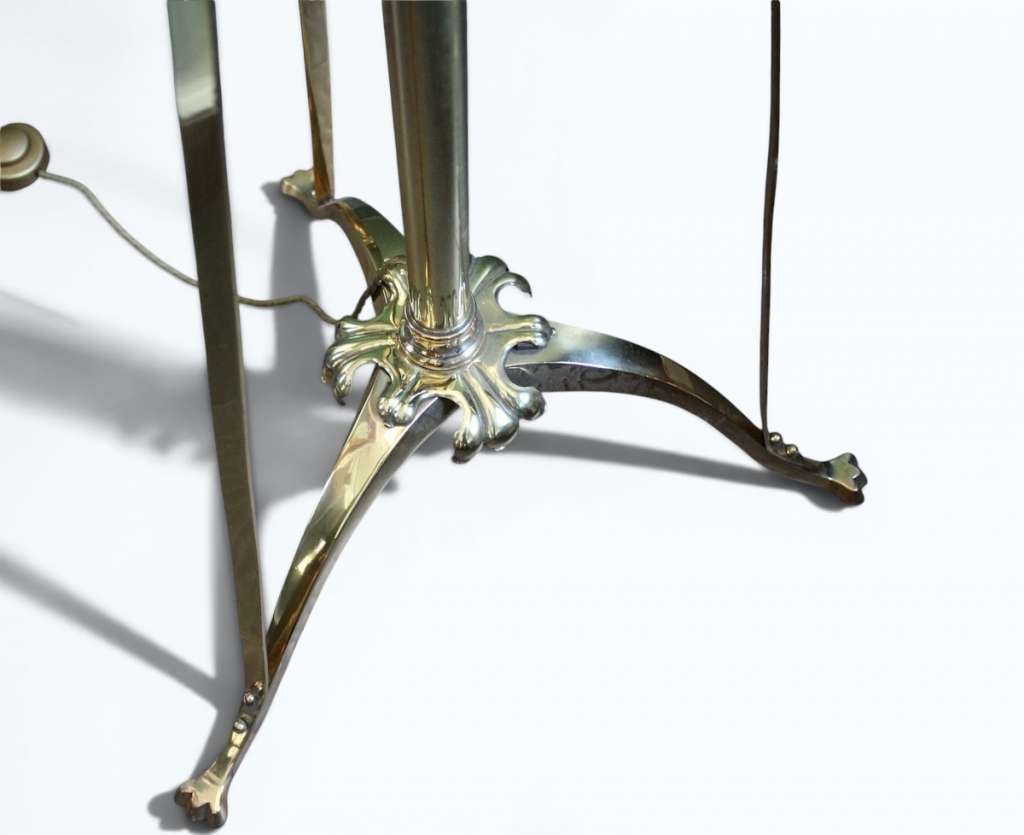 Victorian brass standard lamp in the manner of Hinks and Benson