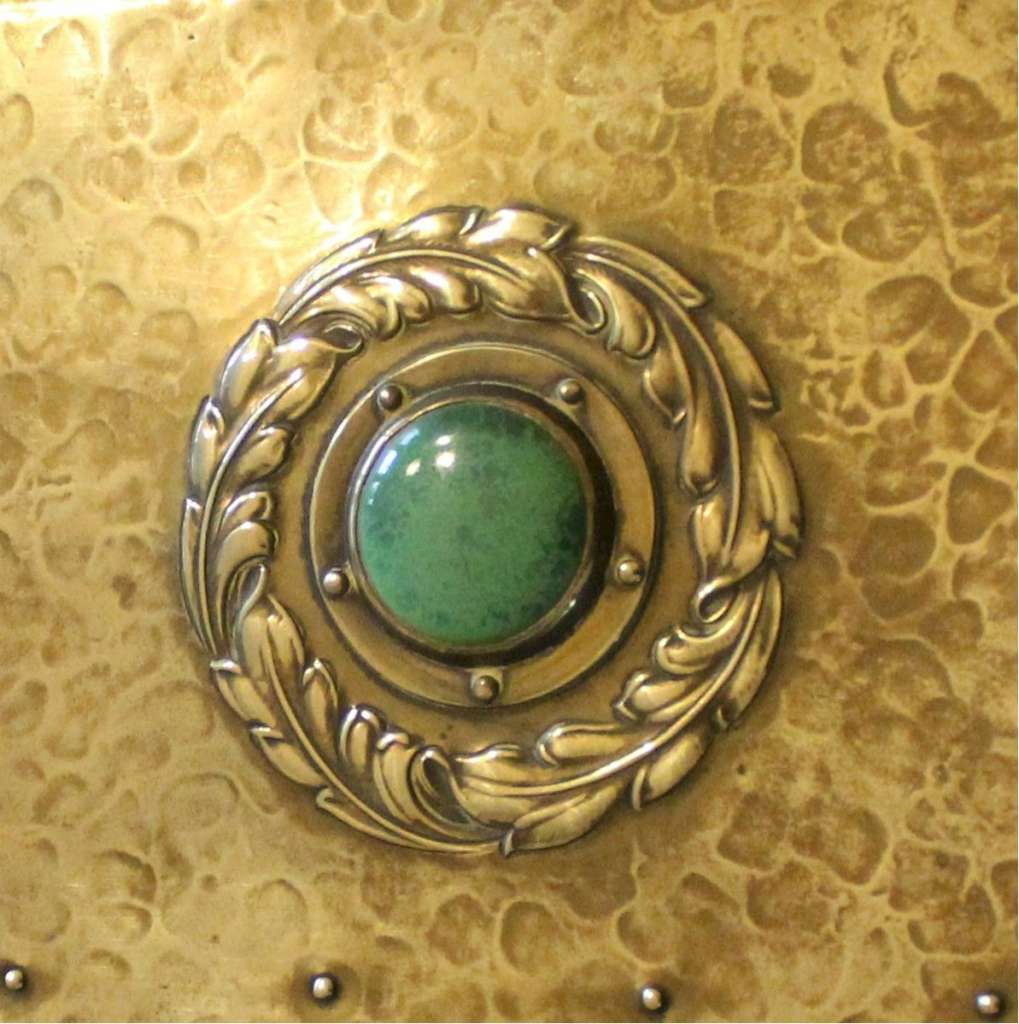 Arts and Crafts casket with inset Ruskin roundel