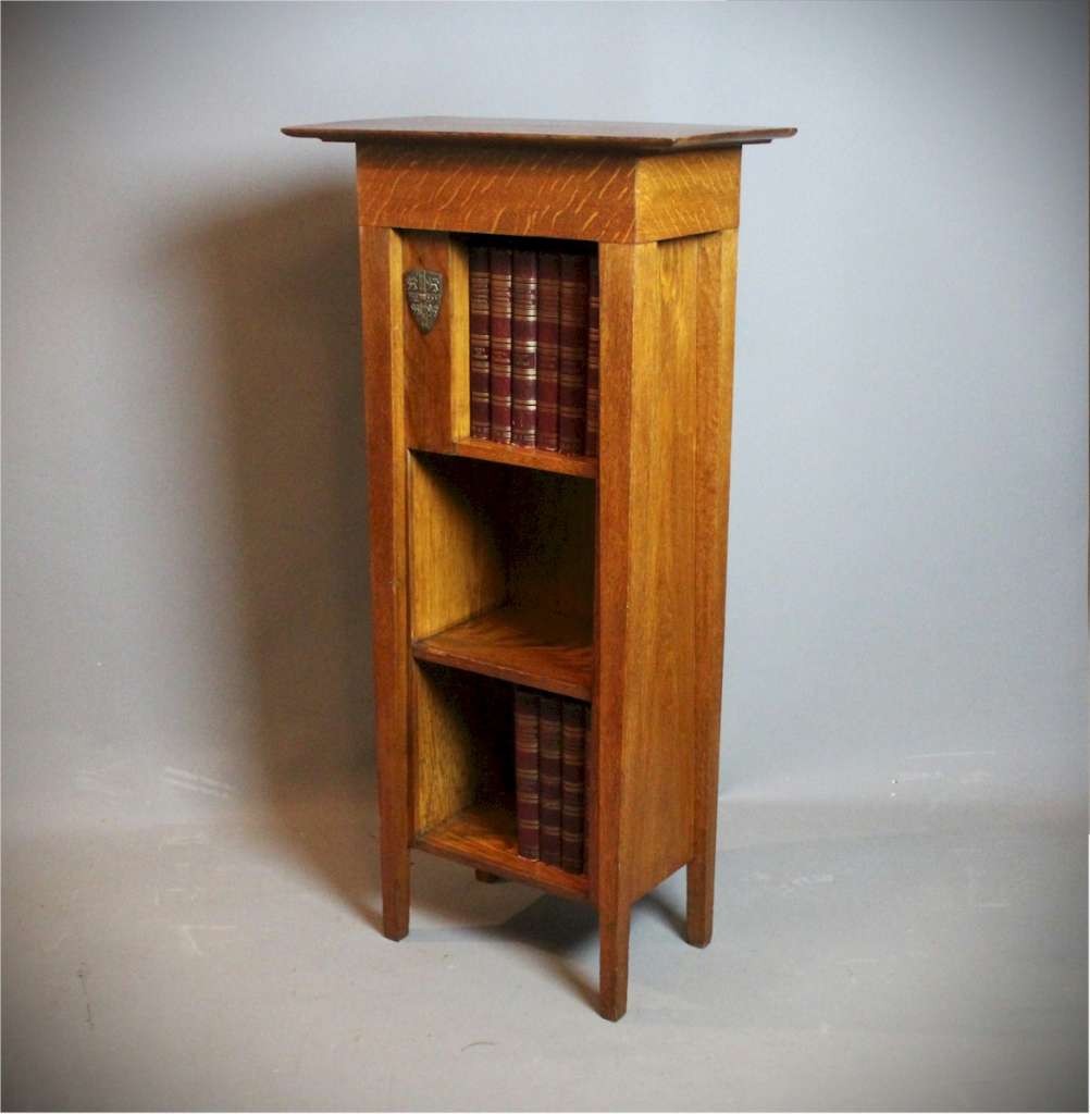 Arts & Crafts Cambridge bookcase