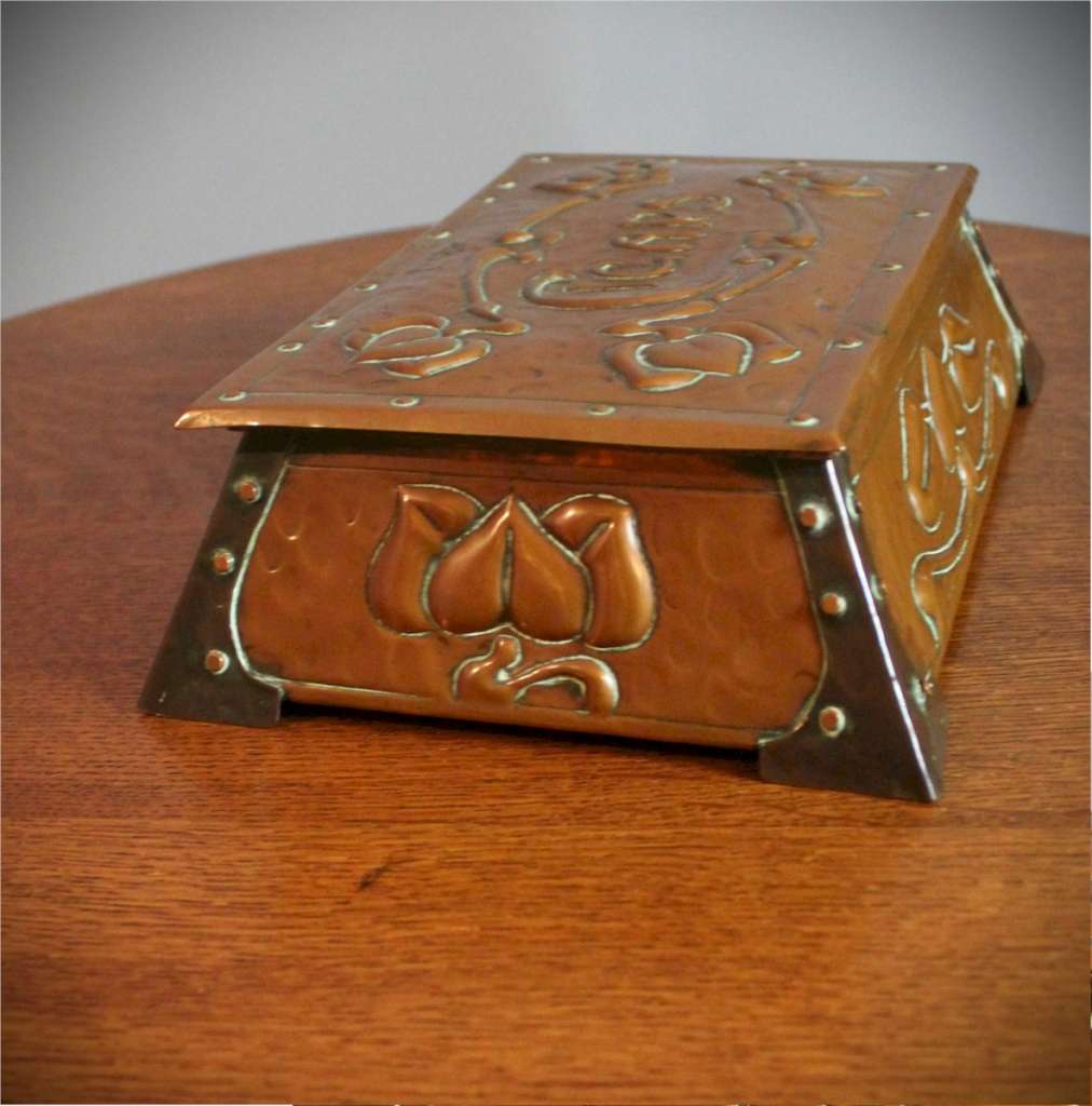 Arts and Crafts copper cigar box