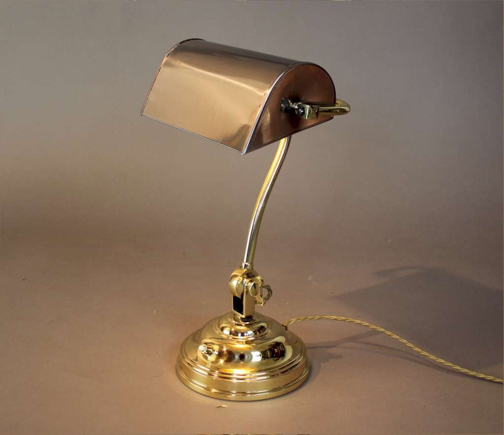 Classic bankers / desk lamp polished brass and steel