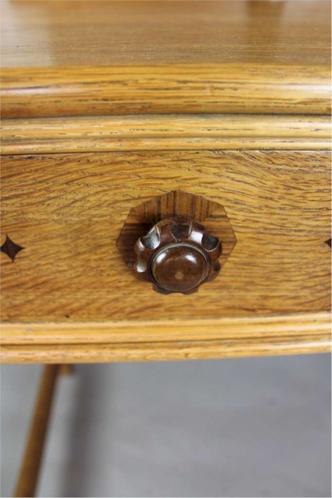 Cotswold School oak dressing table in the manner of Heals