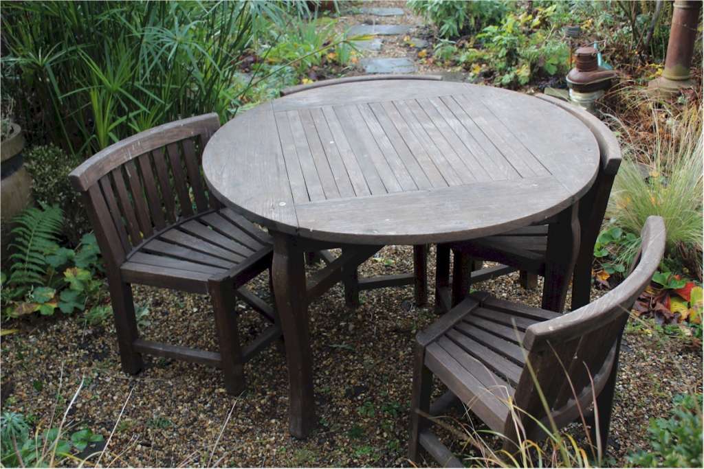 Teak garden set Battleship timbers.