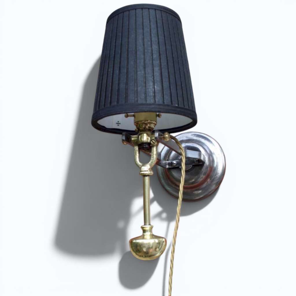  Antique nautical Gimbal lamp