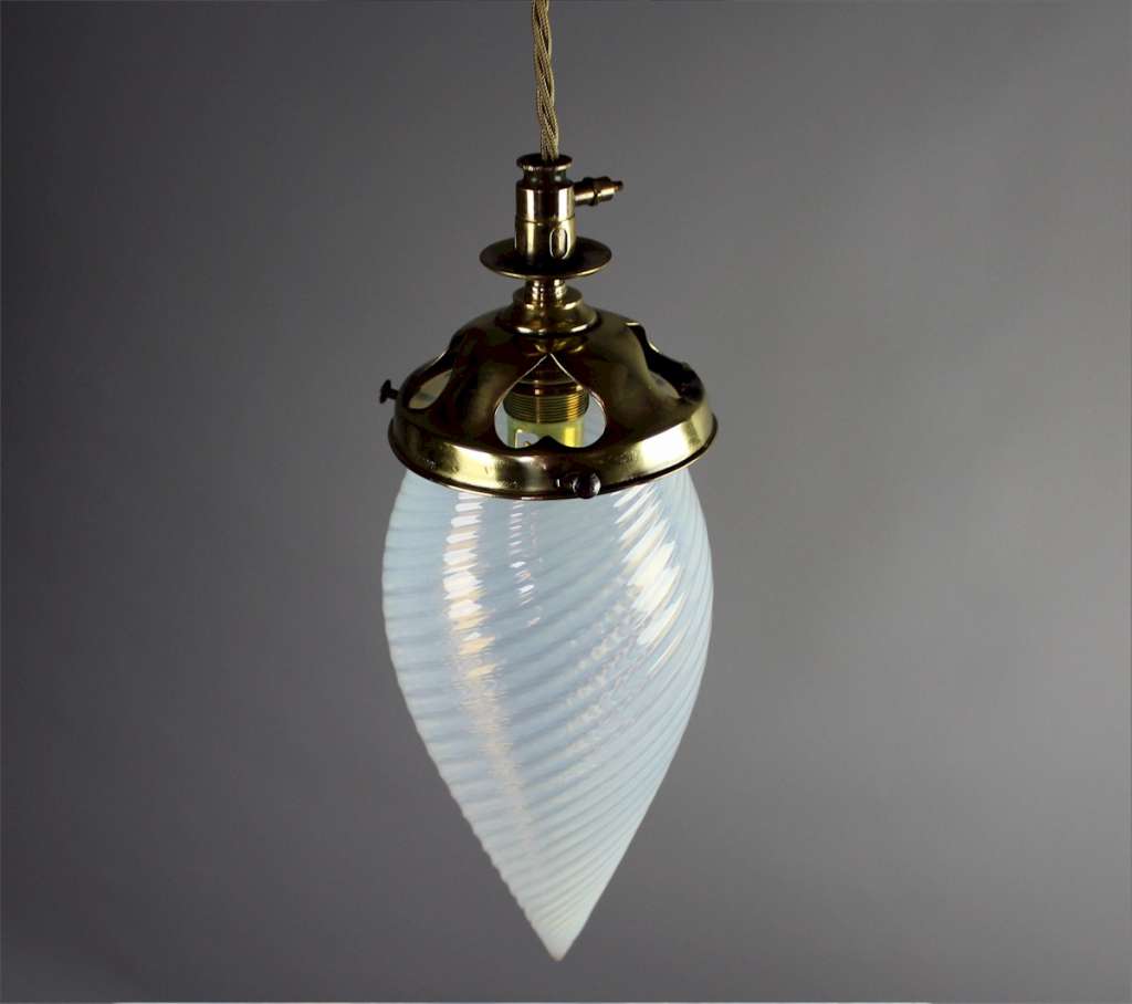 Arts and Crafts ceiling light pendant