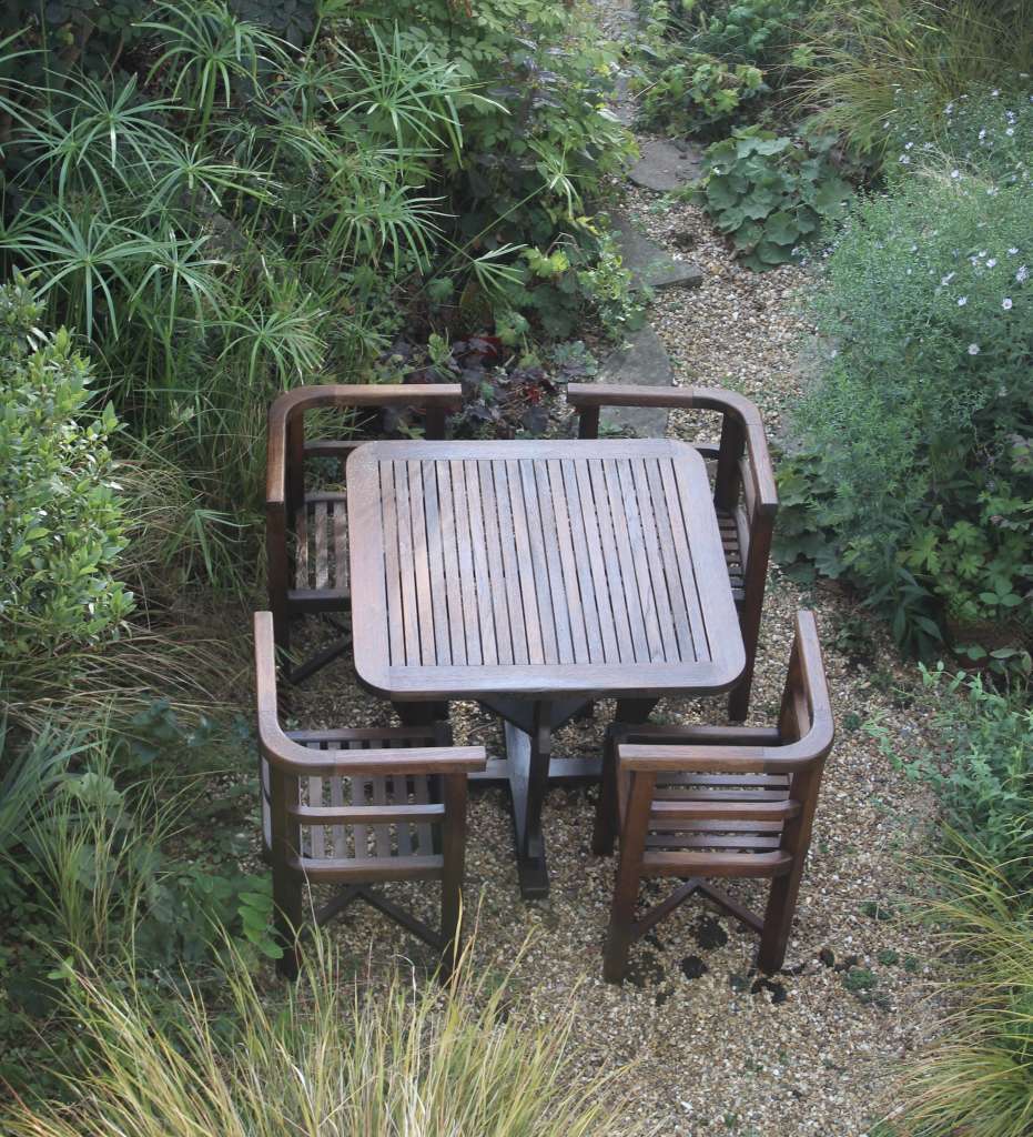 Hughes Bolckow Teak Cube garden set for Heals