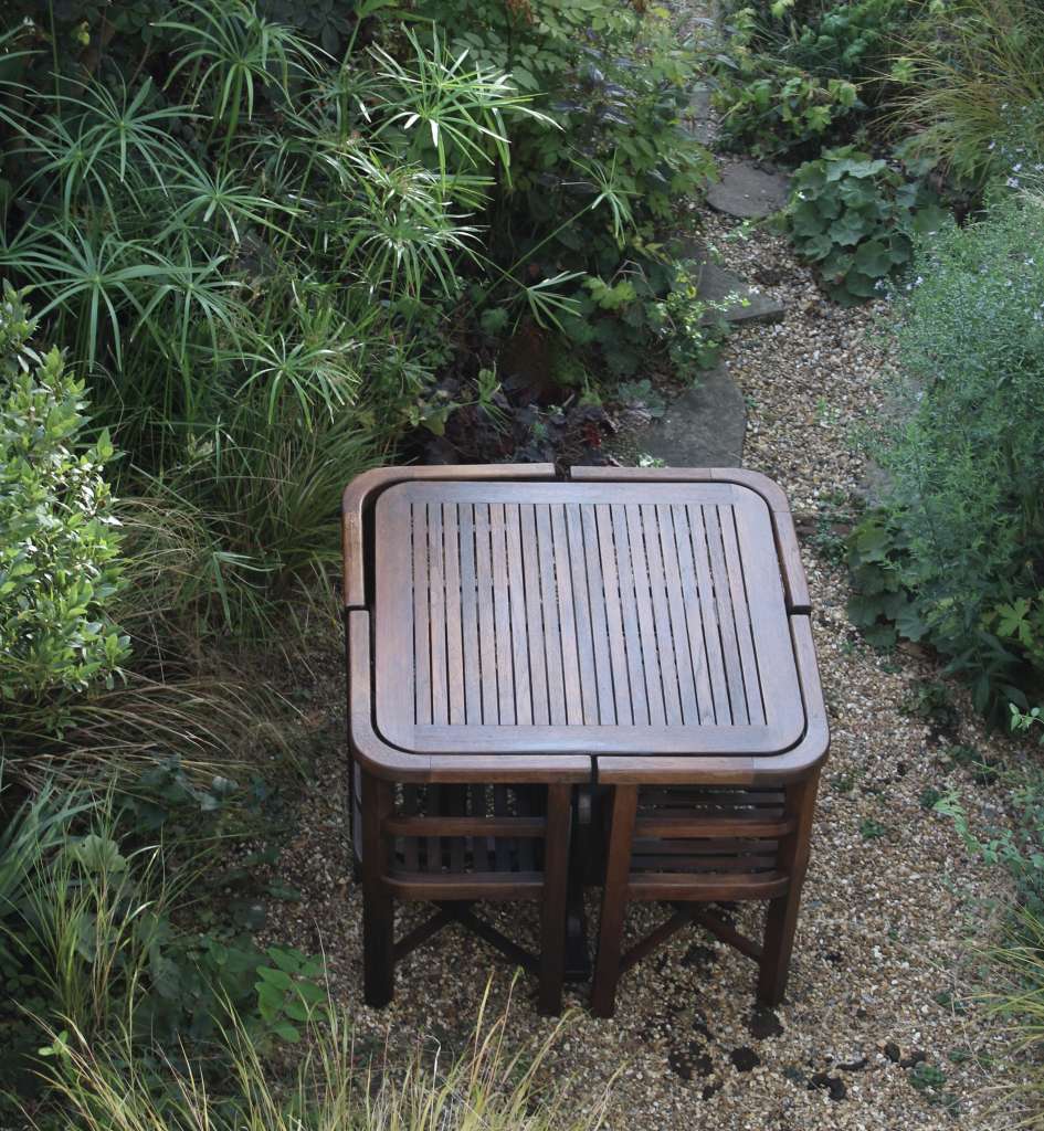 Hughes Bolckow Teak Cube garden set for Heals