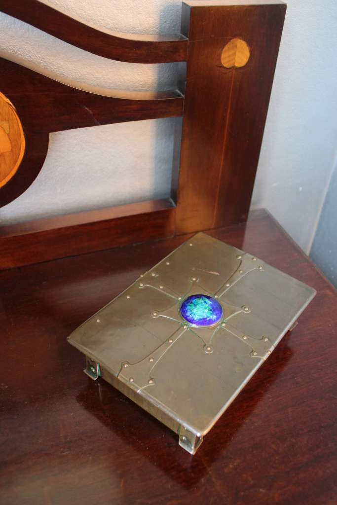 Arts and Crafts copper enamel roundel box
