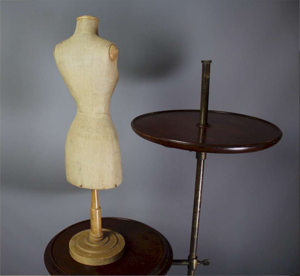  Buste Girard Paris Miniature Counter Top dummy