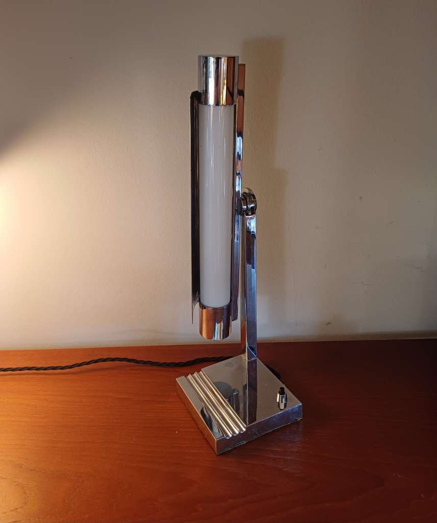 Adjustable Neolux Desk Lamp by Louis Dernier & Hamlyn Limited England 1930s