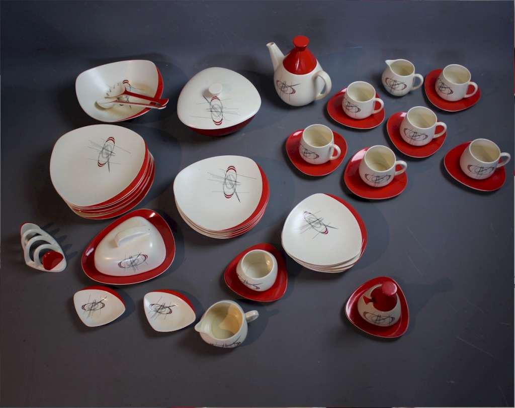 Carlton Ware 1950's tableware Orbit pattern