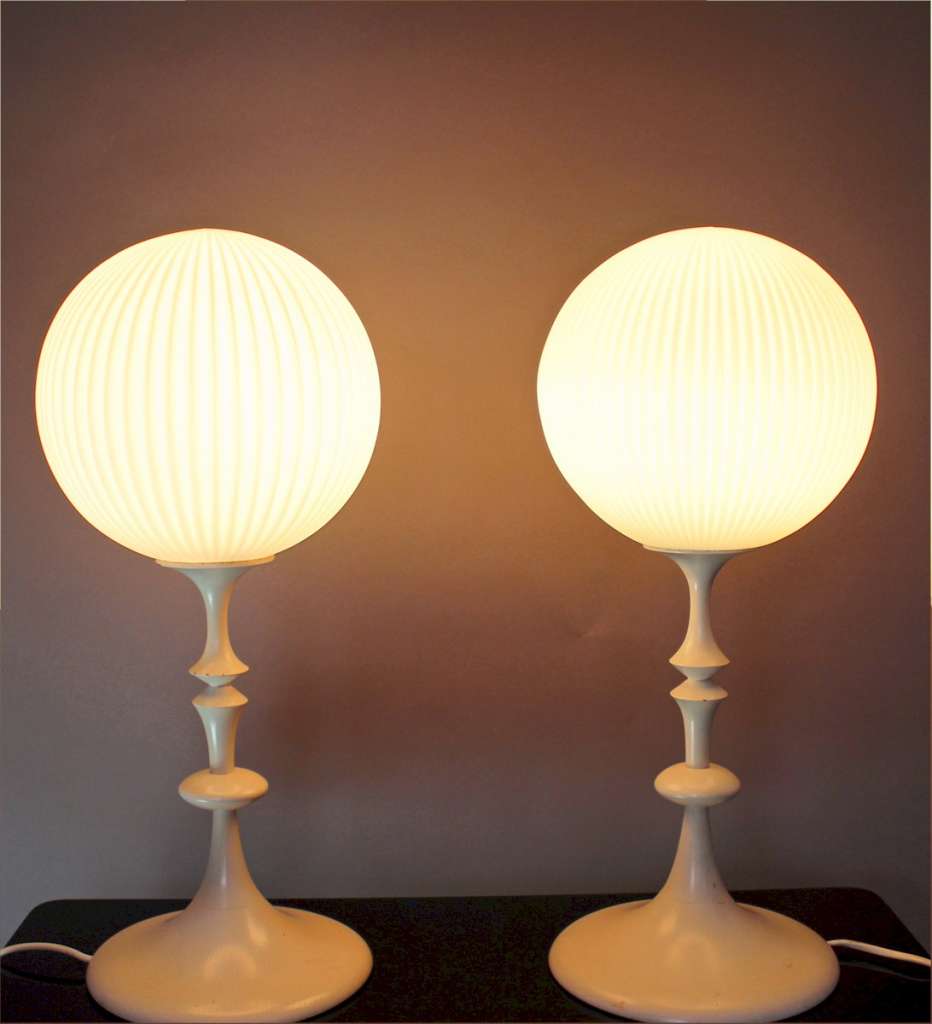 Fabulous pair of 1960's white painted turned wooden table lamps