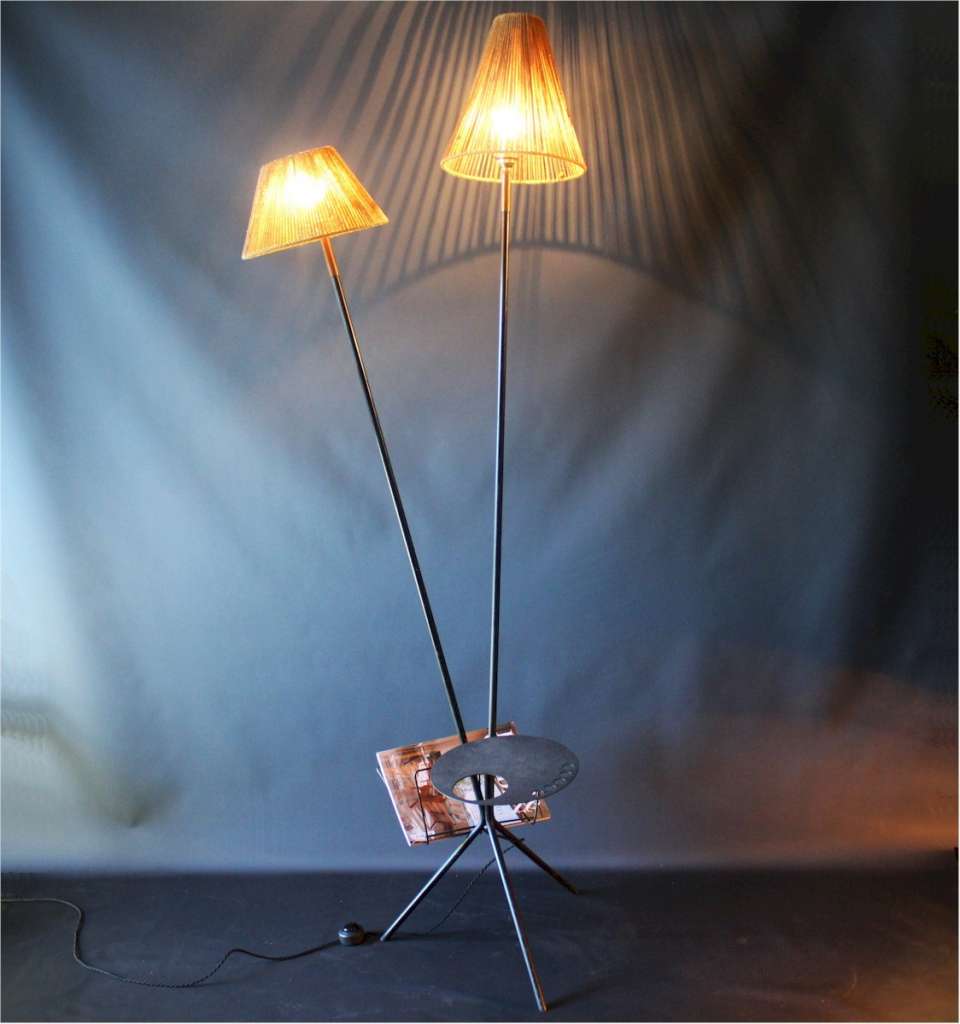 Vintage palette floor lamp