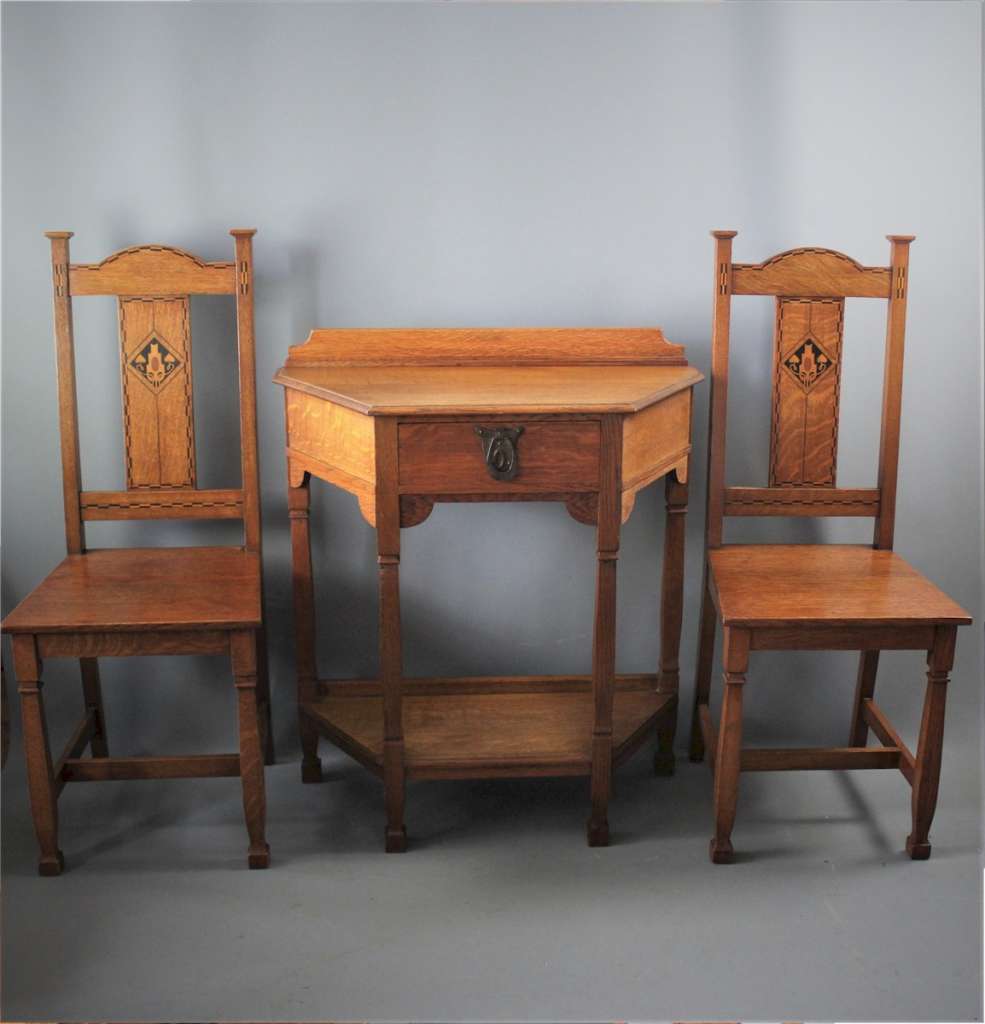 Arts and crafts hall table in oak