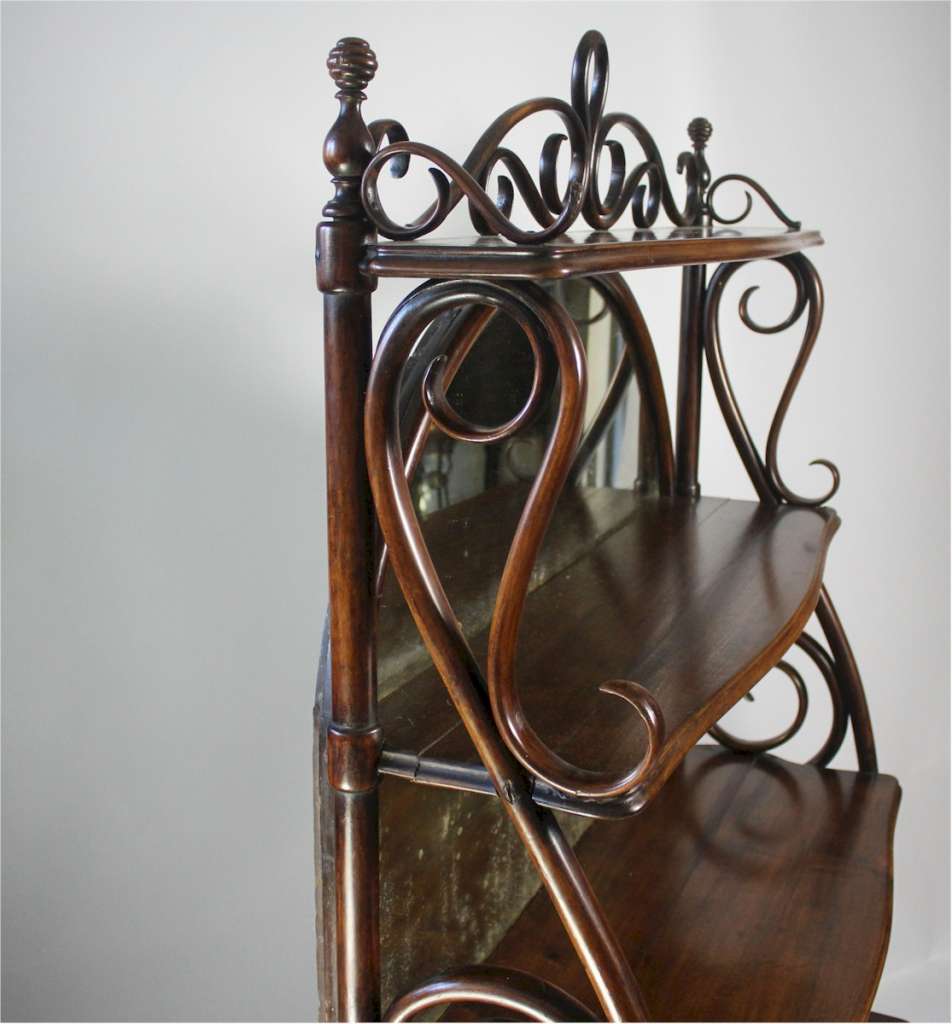 Bentwood Thonet Waterfall Etagere Display