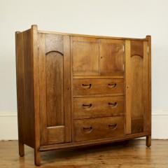 Arts and Crafts oak  compactum