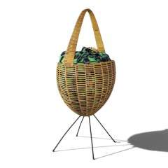 1950's sewing basket in wicker with original fabric